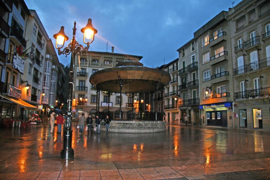 Ekia Pentsioa Zarautz Exterior foto